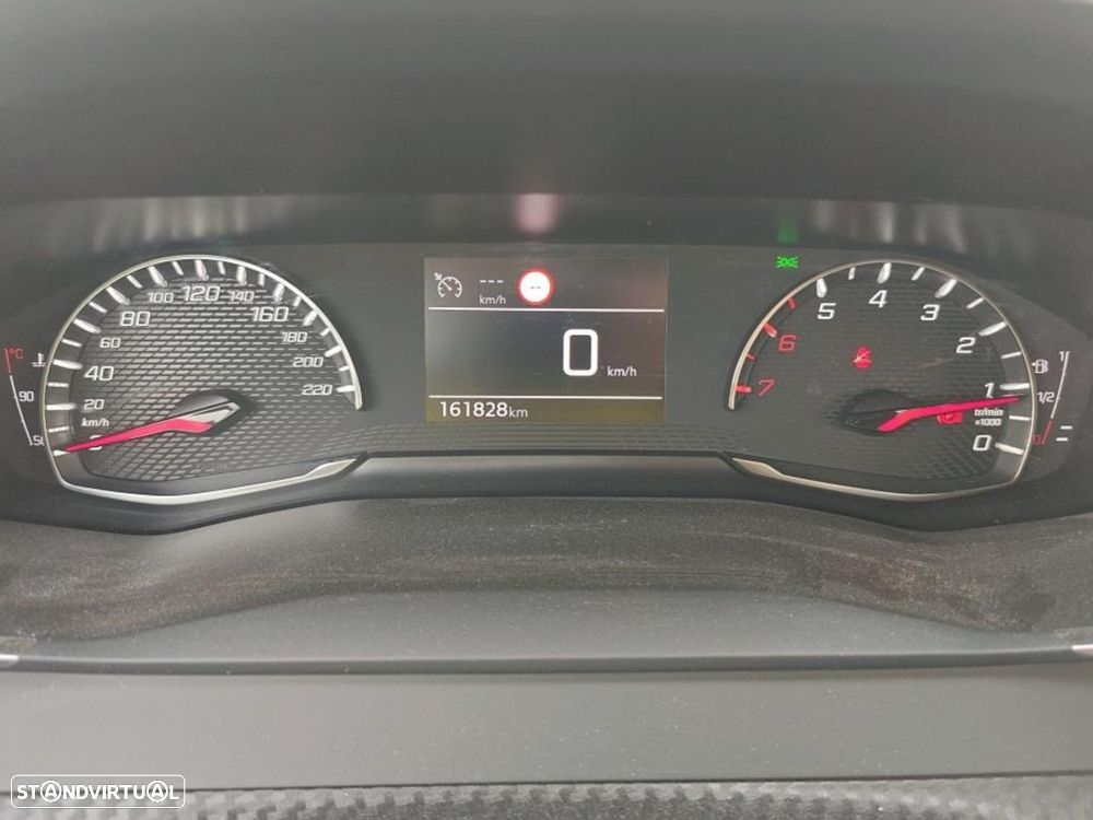 Peugeot 2008 1.2 PureTech Active Pack - 3