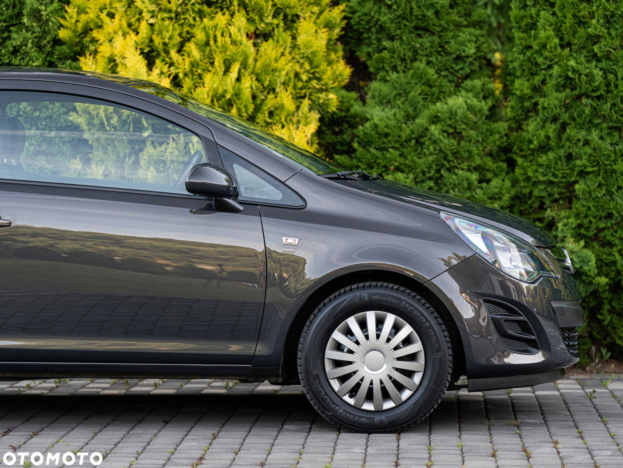Opel Corsa 1.4 16V Energy - 9
