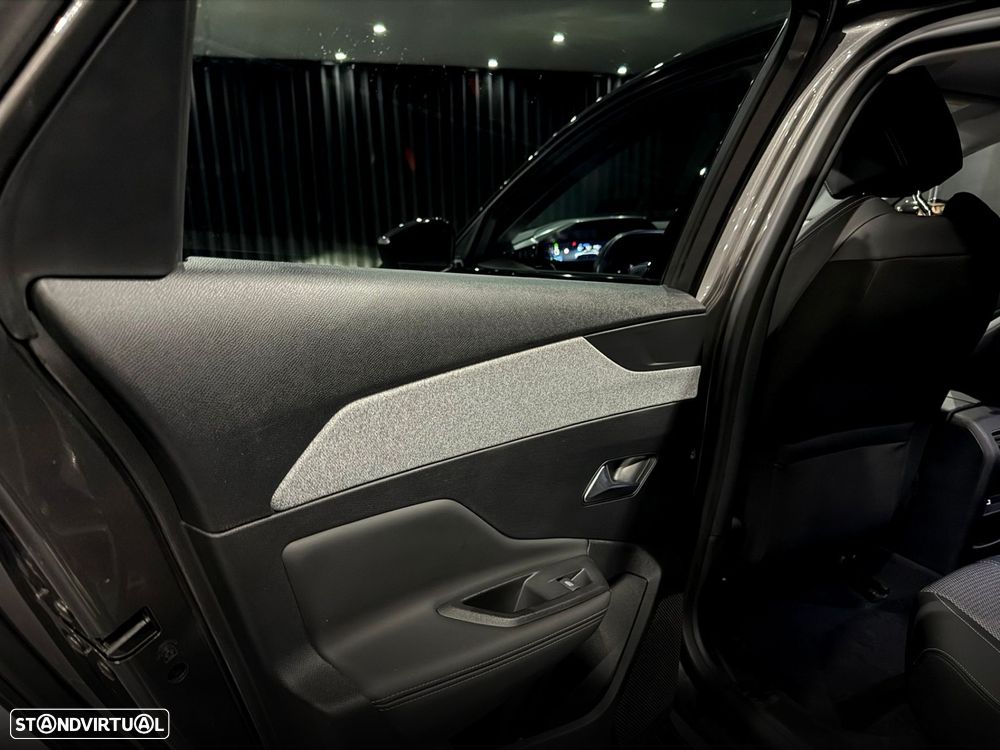 Peugeot 308 SW 1.2 PureTech Allure EAT8 - 31