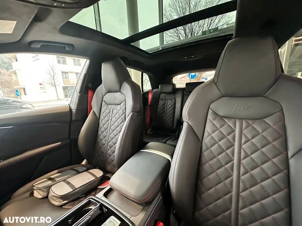 Audi Q8 SUV TFSI e quattro 290 kW tiptronic S line business - 18
