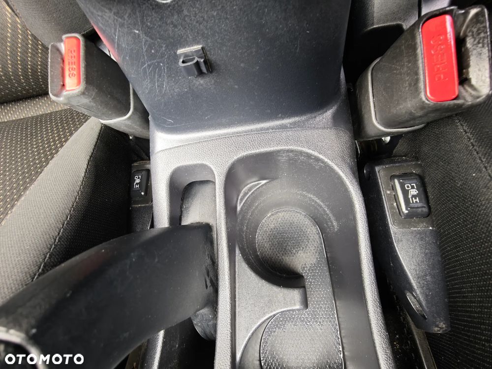 Mitsubishi ASX 1.6 2WD Edition - 28