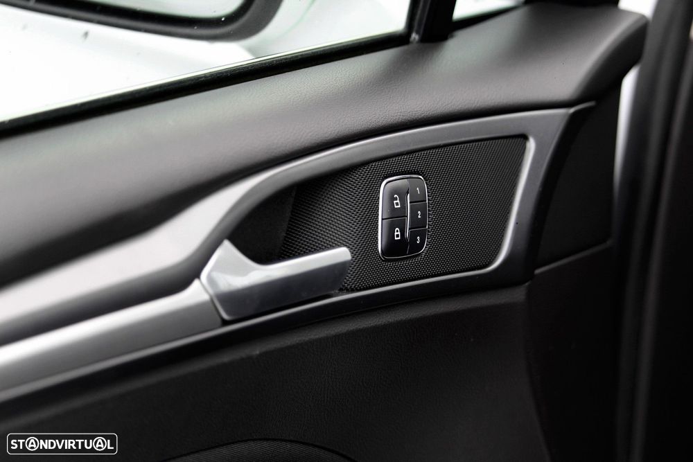 Ford Mondeo 1.5 TDCi Titanium ECOnetic - 17