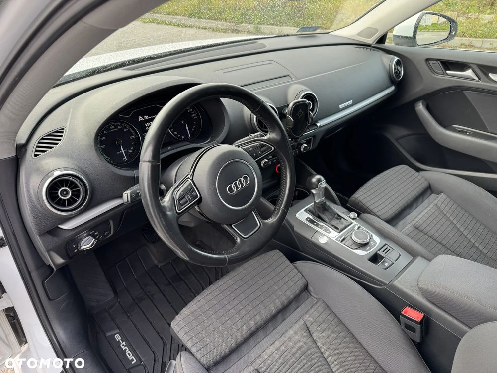 Audi A3 Sportback - 15