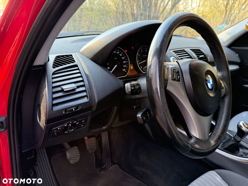 BMW Seria 1 - 12
