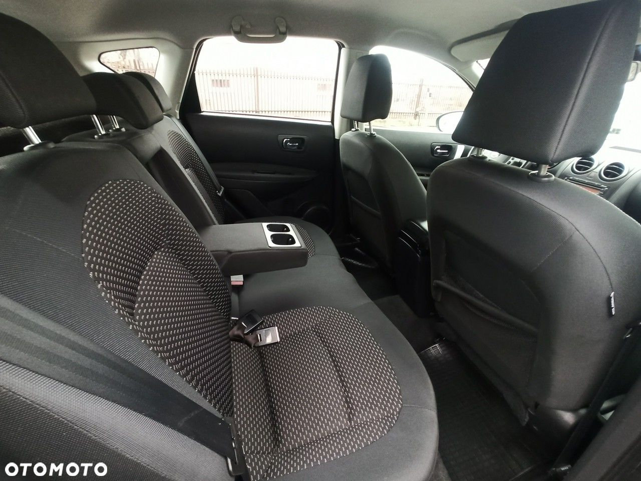 Nissan Qashqai - 11
