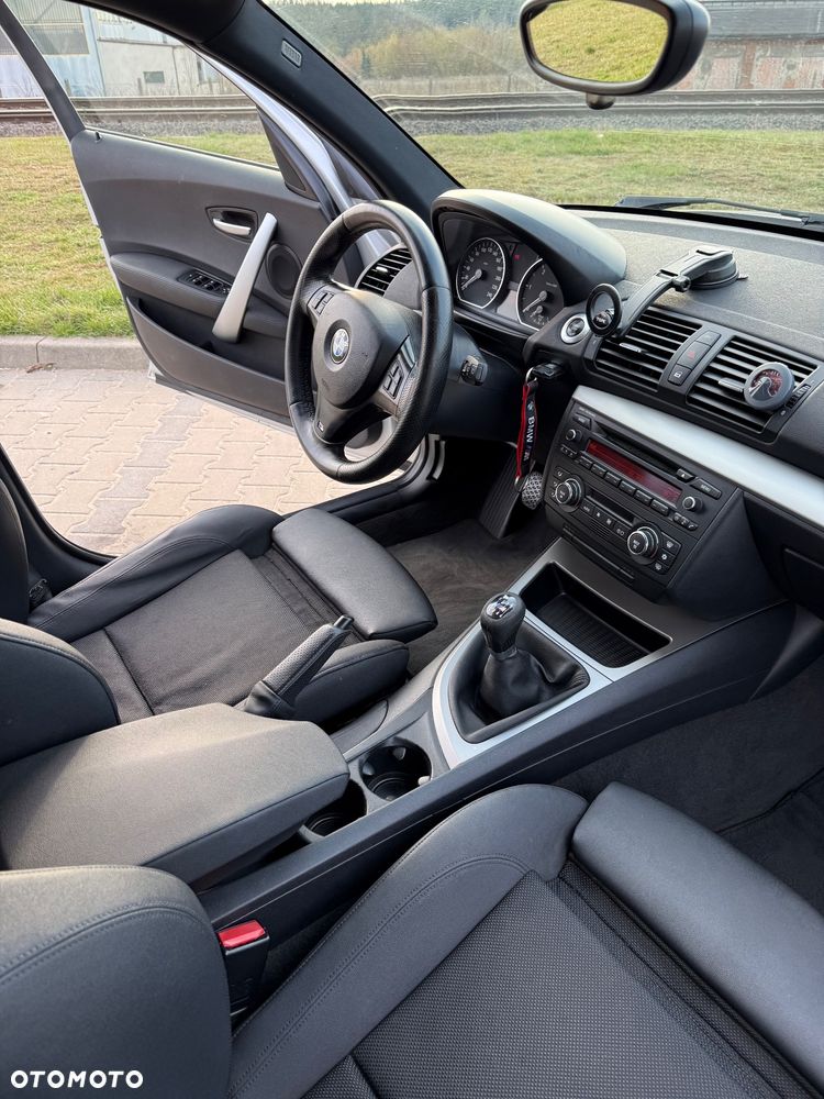 BMW Seria 1 118d DPF Edition Sport - 15