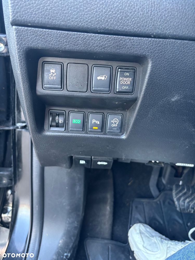 Nissan X-Trail 1.6 DCi Tekna Xtronic 2WD - 24