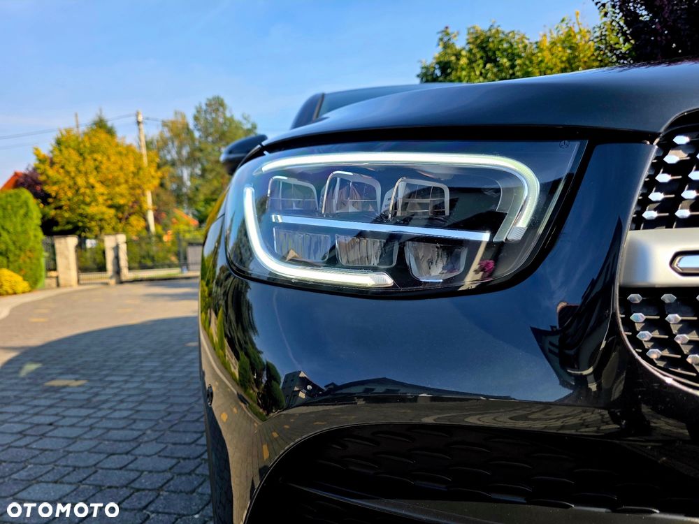 Mercedes-Benz GLC 200 4Matic 9G-TRONIC AMG Line - 37