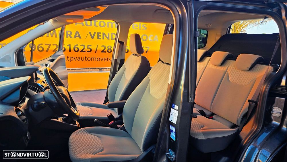Ford Tourneo Courier 1.0 EcoBoost Titanium - 14