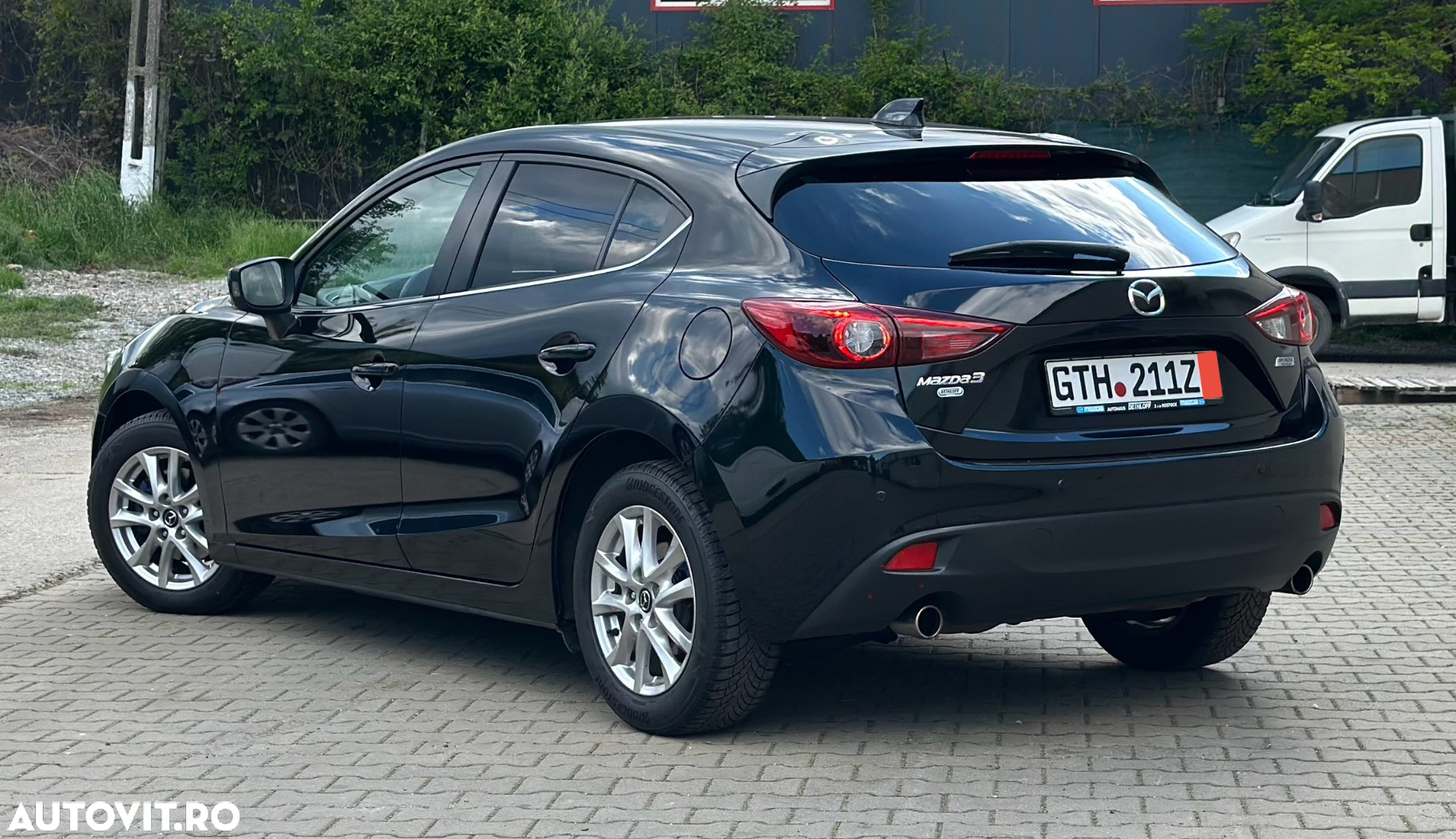 Mazda 3 SKYACTIV-G 120 Center-Line - 3