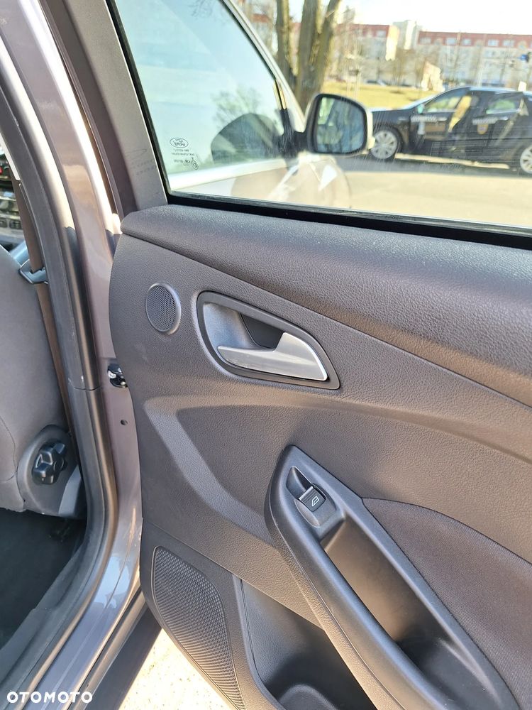 Ford Focus 1.0 EcoBoost Titanium - 32