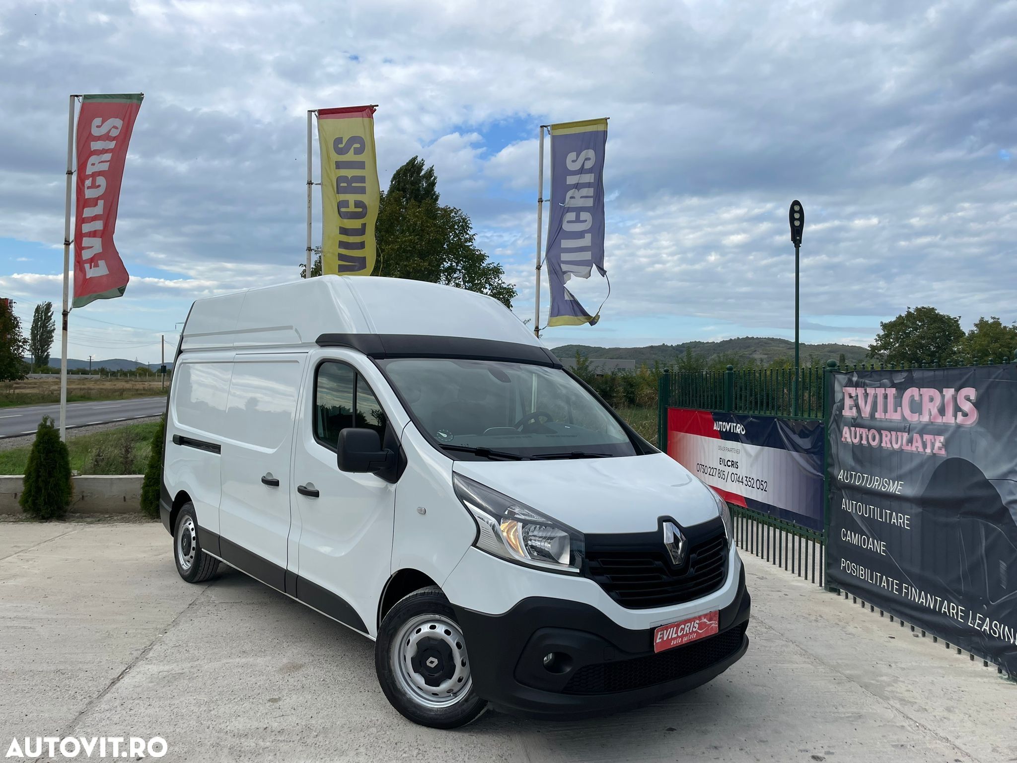 Renault Trafic L2H2 SUPRAINALTAT - 1