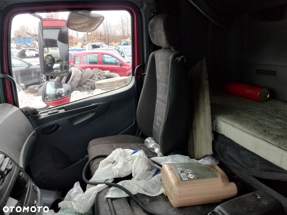 MERCEDES ATEGO KABINA 1222 2008R - CZĘŚCI !!! - 24