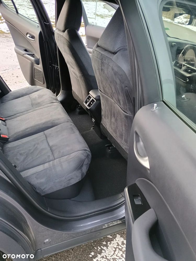 Lexus UX 250h GPF Business Edition 2WD - 22