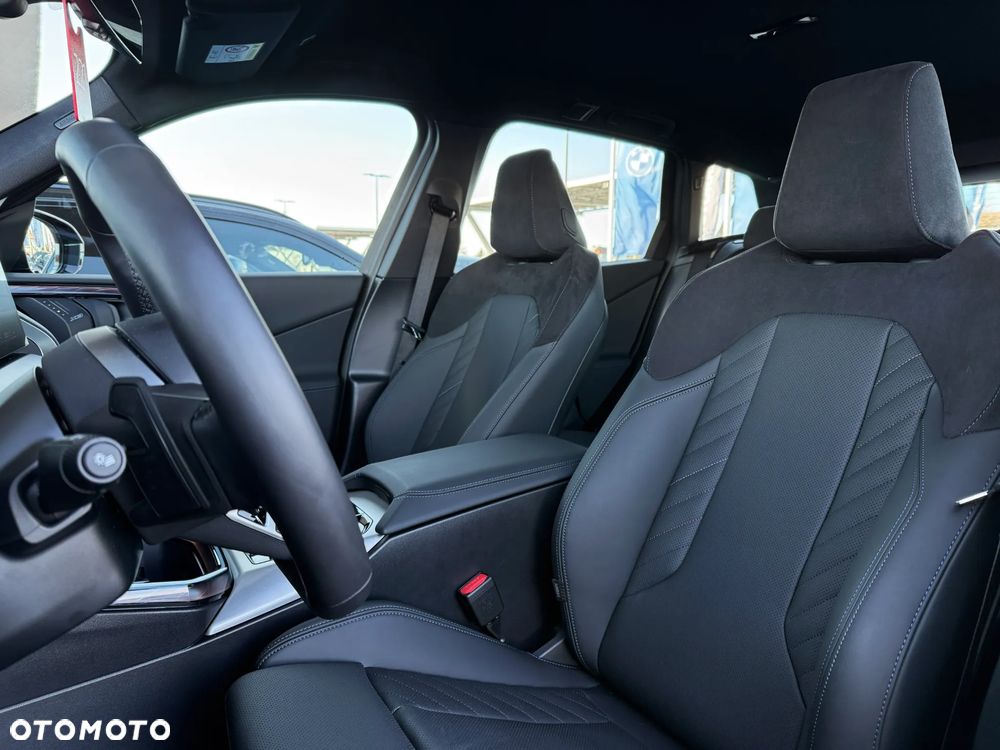 BMW X3 xDrive20 mHEV - 28