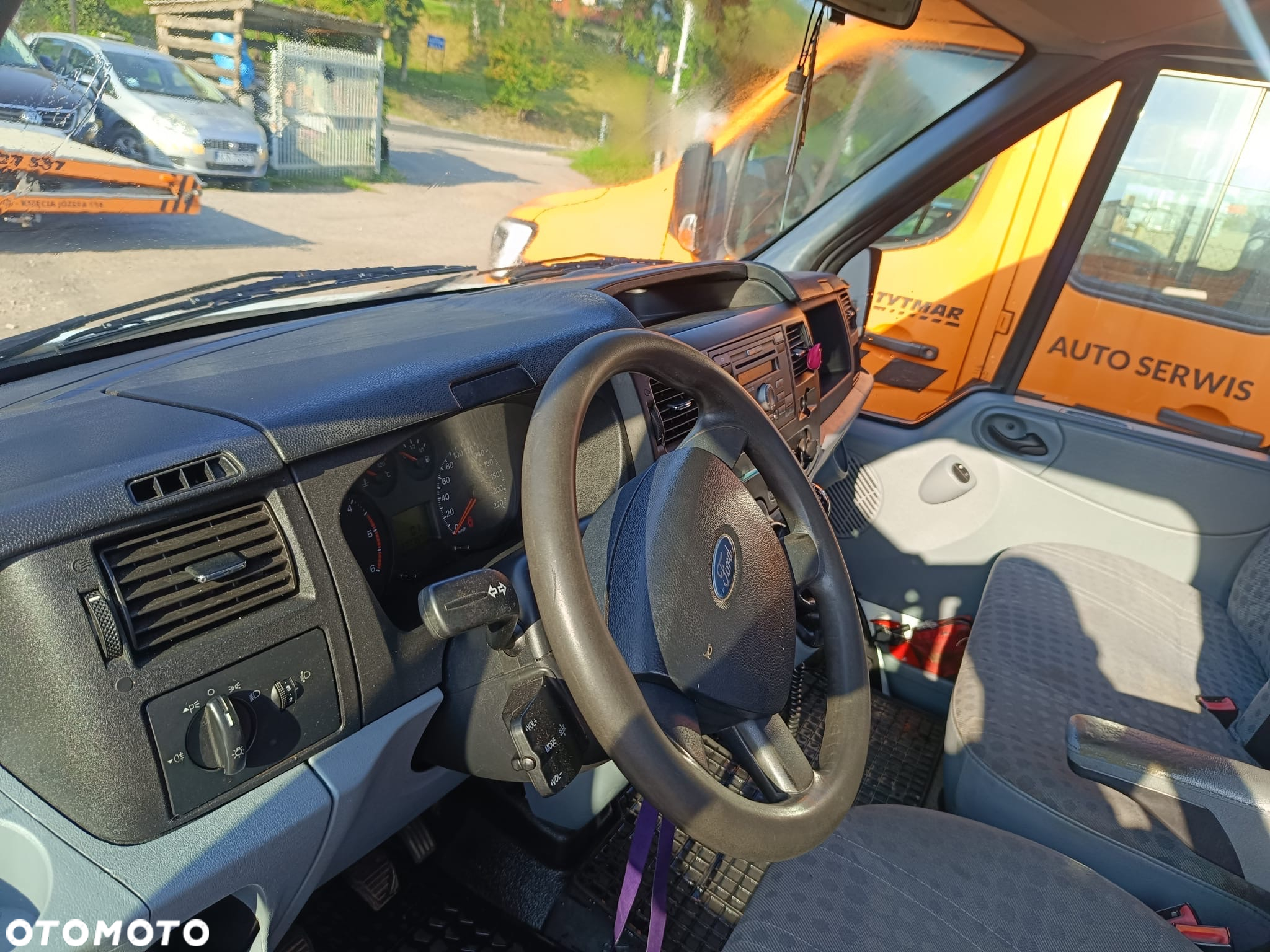 Ford Transit - 18