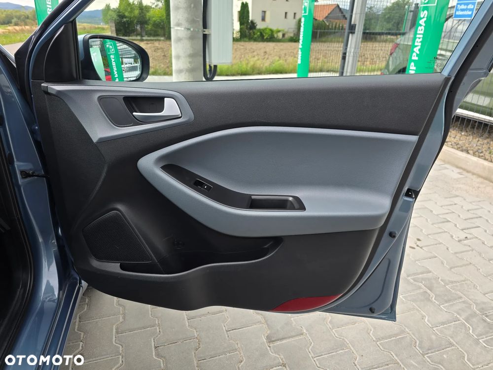 Hyundai i20 - 19