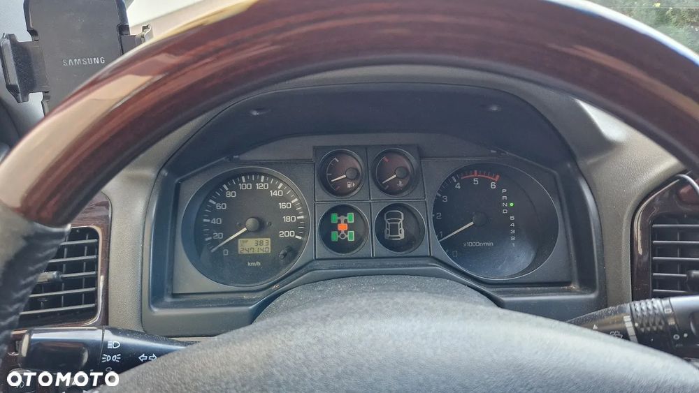 Mitsubishi Pajero 3.2 DI-D Automatik Instyle - 11