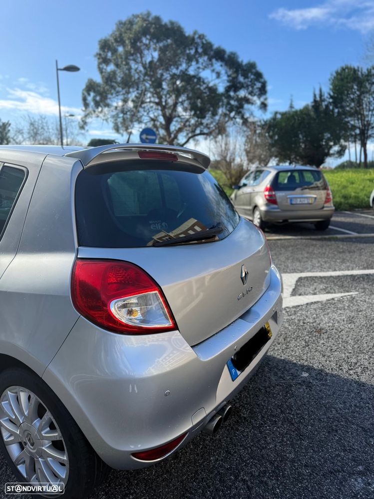 Renault Clio 1.2 16V Confort 130g - 5