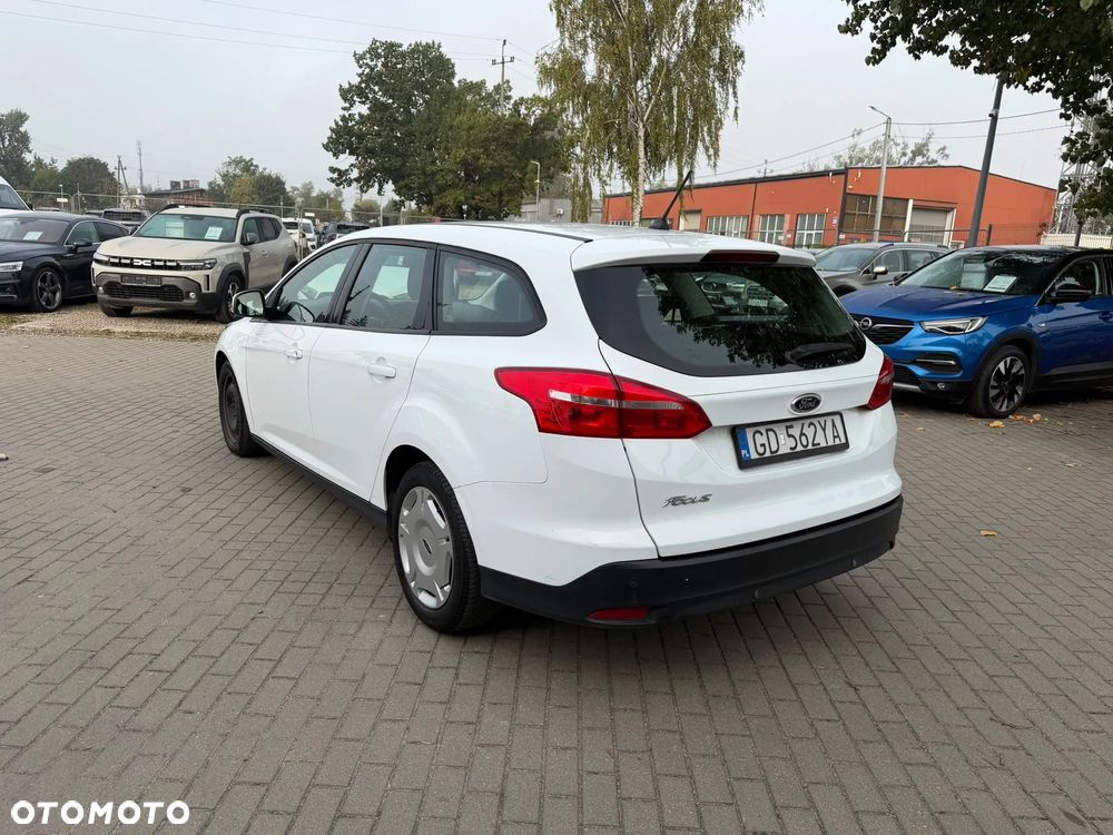 Ford Focus 2017 photo 5