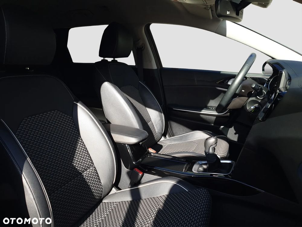 Kia Ceed 1.5 T-GDI L Business Line - 21
