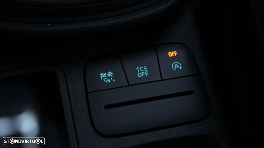 Ford Fiesta 1.0 EcoBoost MHEV ST-Line - 33