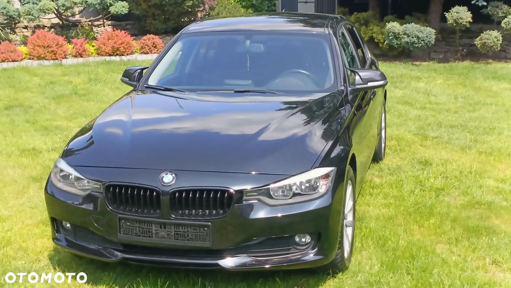 BMW Seria 3 316d Luxury Line - 16