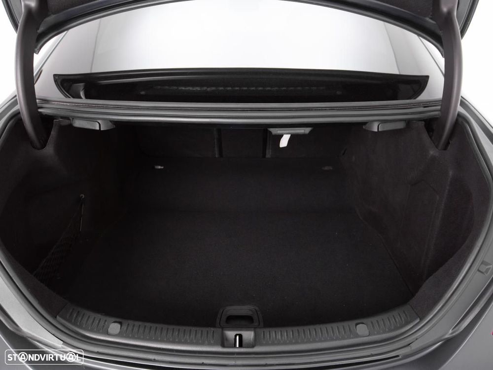 Mercedes-Benz E 63 AMG S 4-Matic+ - 15