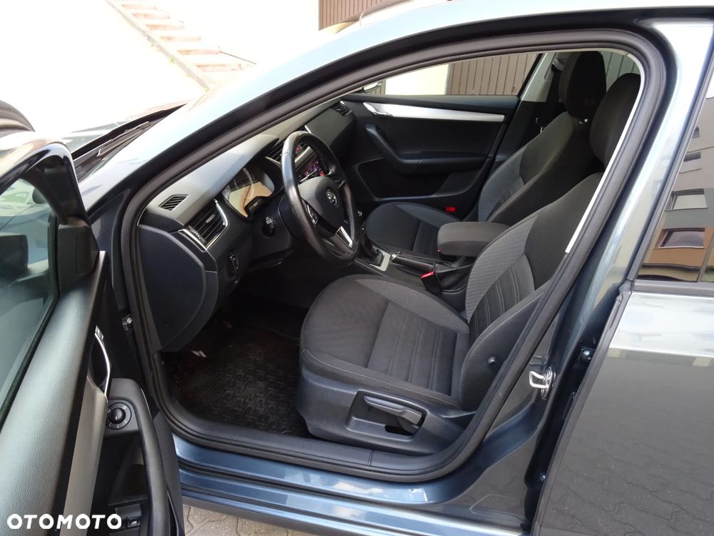Skoda Octavia 1.6 TDI Drive - 6