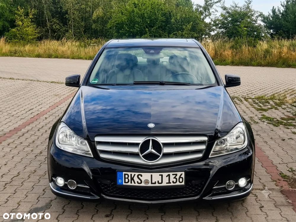 Mercedes-Benz Klasa C 180 CGI Automatik BlueEFFICIENCY - 8