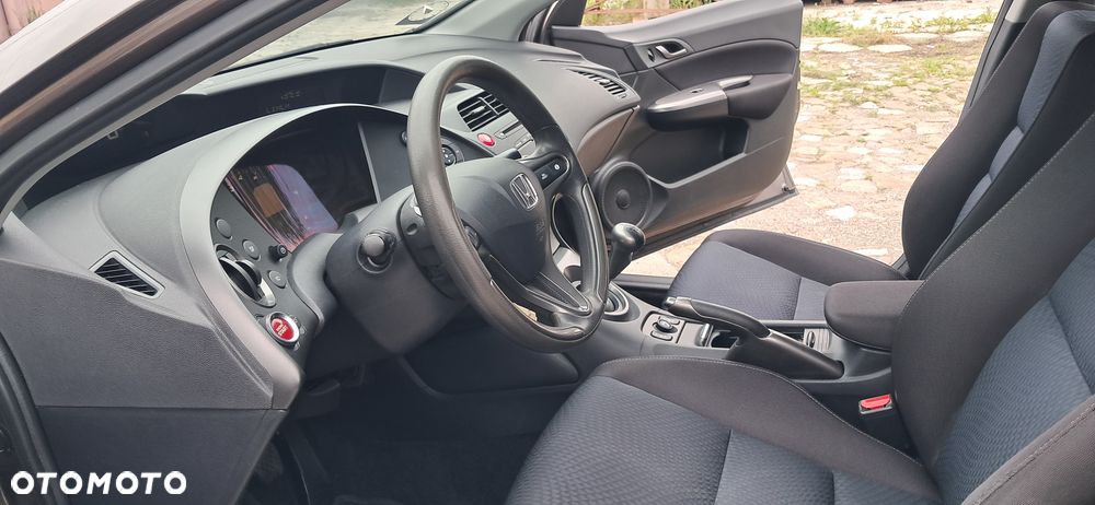 Mazda 3 1.6 Sport Active - 20