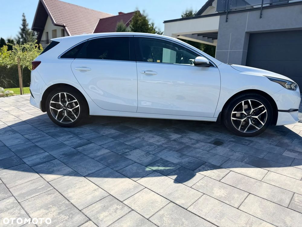 Kia Ceed 1.5 T-GDI Business Line Plus DCT - 11