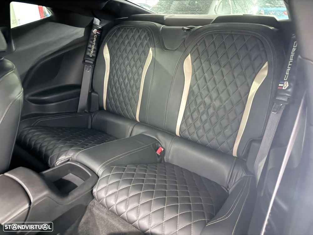Chevrolet Camaro Coupe 2.0 Aut. - 21