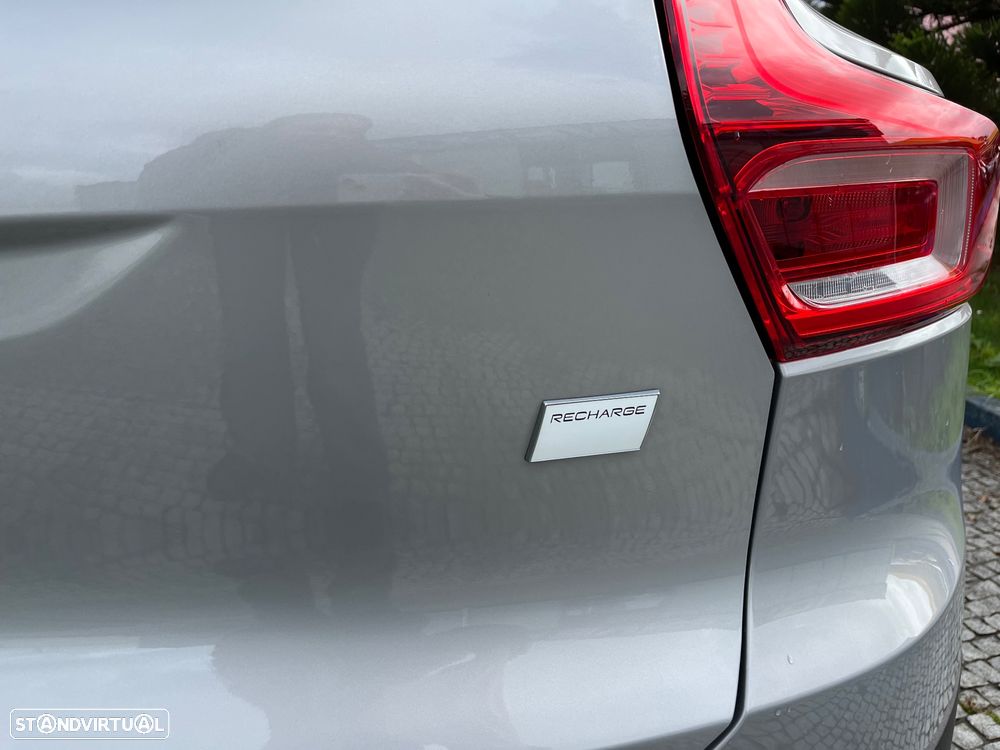 Volvo XC 40 Recharge Core - 19
