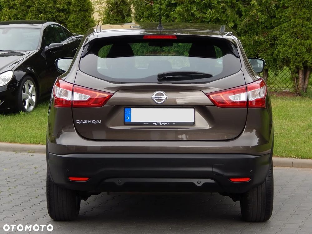 Nissan Qashqai 1.2 DIG-T N-Vision - 6