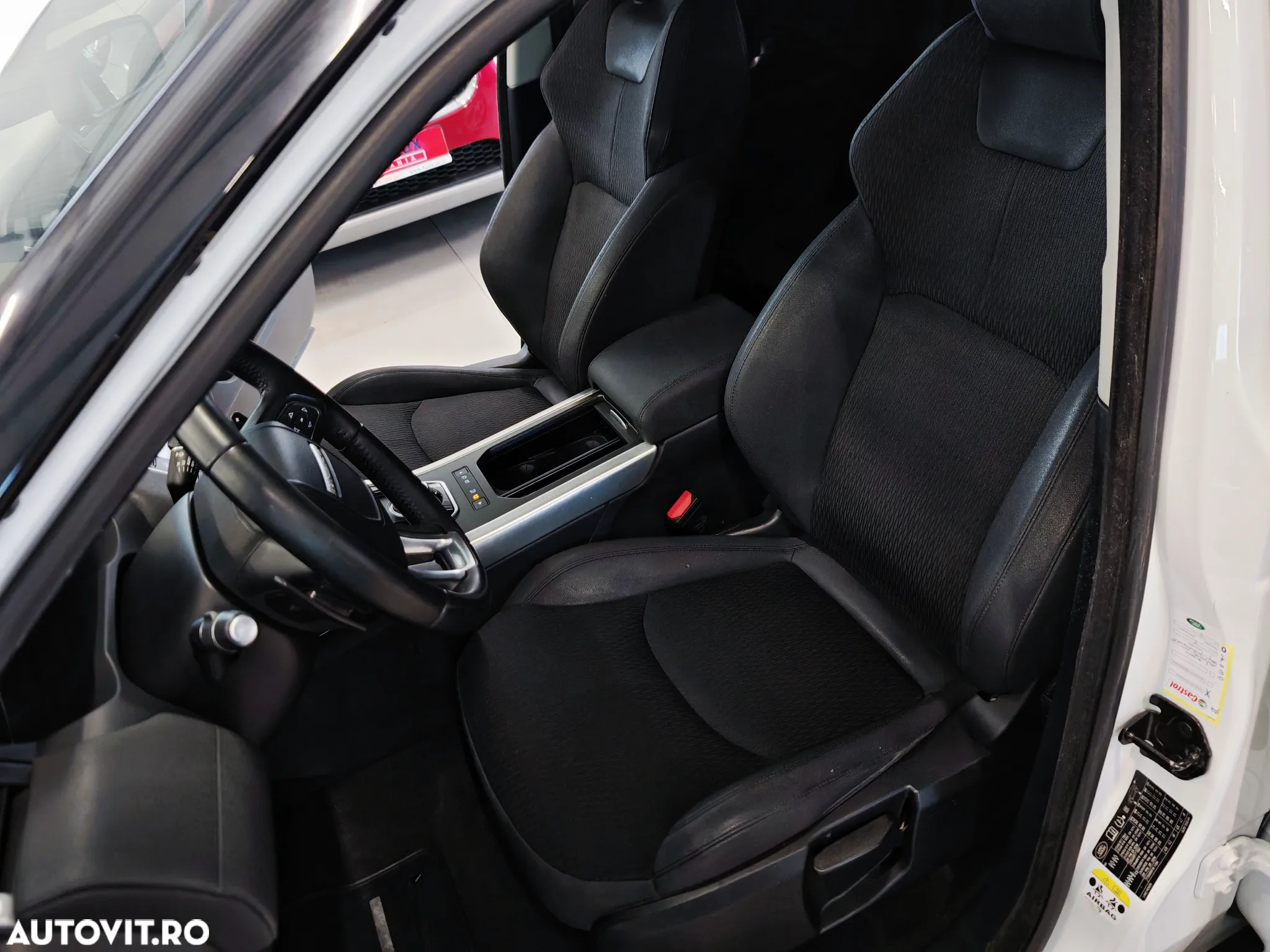 Land Rover Range Rover Evoque 2.0 D150 - 9