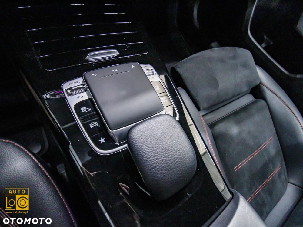 Mercedes-Benz Klasa A 200 AMG Line 7G-DCT - 33