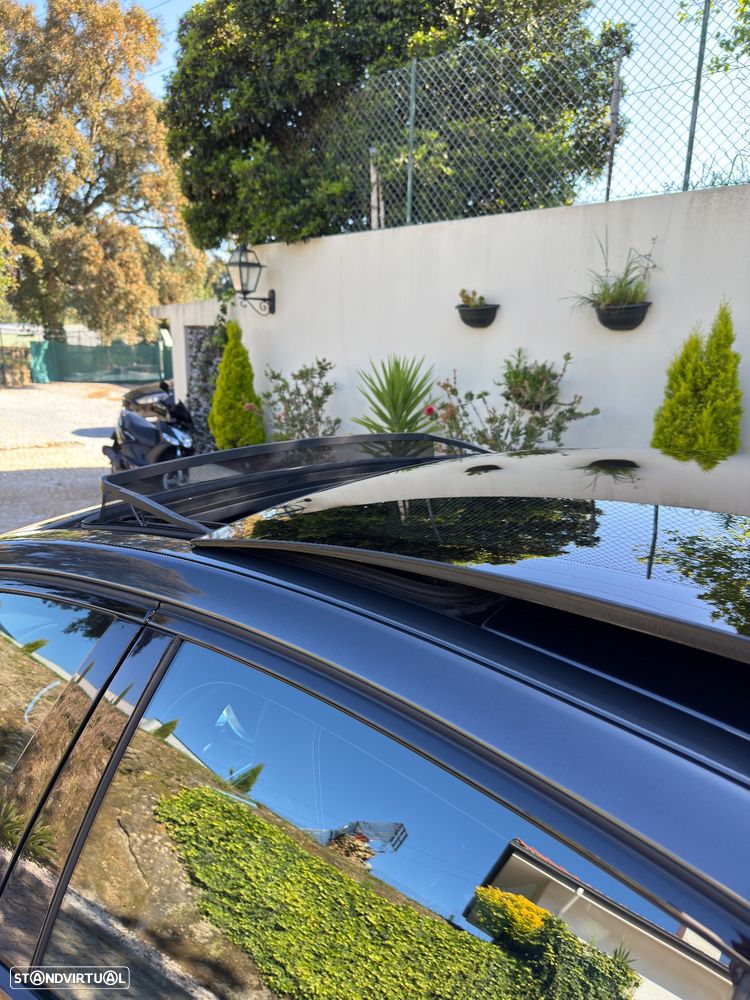 Jaguar XE 2.0 D R-Sport - 3