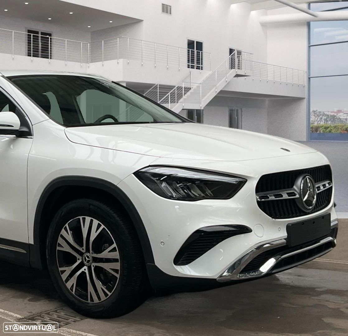 Mercedes-Benz GLA 200 Progressive - 3