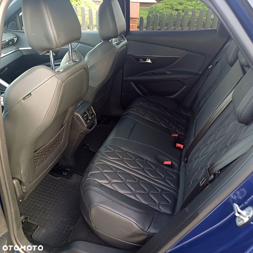 Peugeot 3008 1.6 PureTech HYbrid GT Line S&S EAT8 - 7