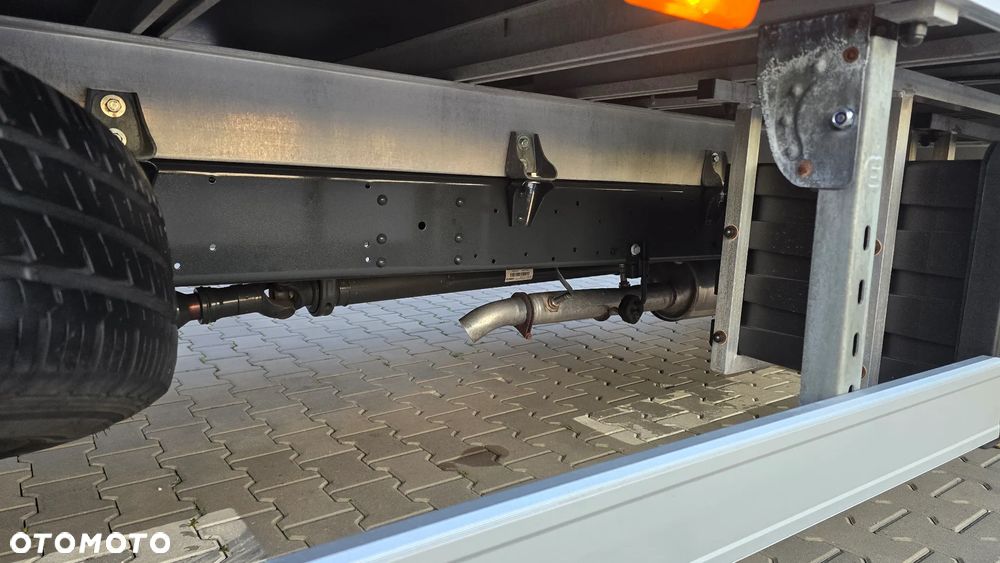 Iveco DAILY 72C18 ❗️BURTO-FIRANKA 15 PALET / DACH ZSUWANY / MAŁY PRZEBIEG / WINDA DHOLLANDIA 1000KG SLIDER / ZABUDOWA JEGGER / KABINA SYPIALNIANA / PODUSZKI PNEUMATYCZNE / XENON / FUL LED / NAVI + KAMERA COFANIA / DRZWI Z TYŁU / WEBASTO / SERWIS ASO / SALON POLSKA / NIESTPOTYKANY STAN ❗️❗️ - 21
