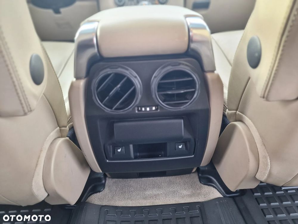 Land Rover Discovery 3.0 TD V6 HSE - 25