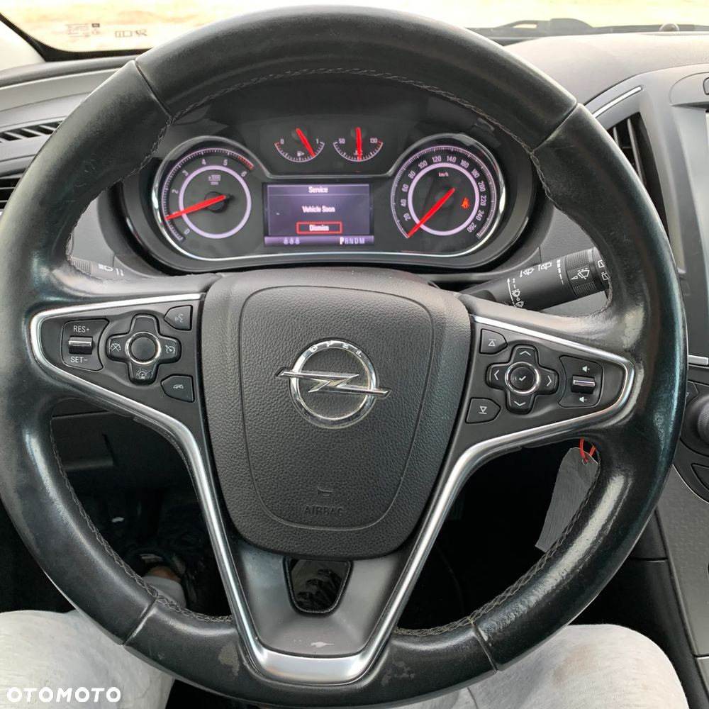 Opel Insignia - 31