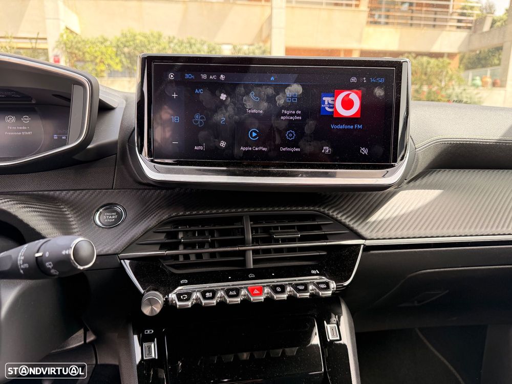 Peugeot 2008 1.2 PureTech GT Line EAT8 - 16