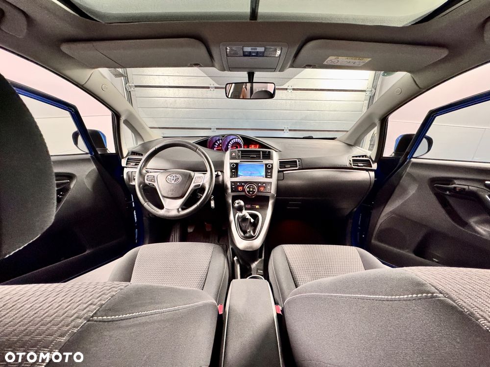 Toyota Verso 1.6 D-4D Prestige - 22
