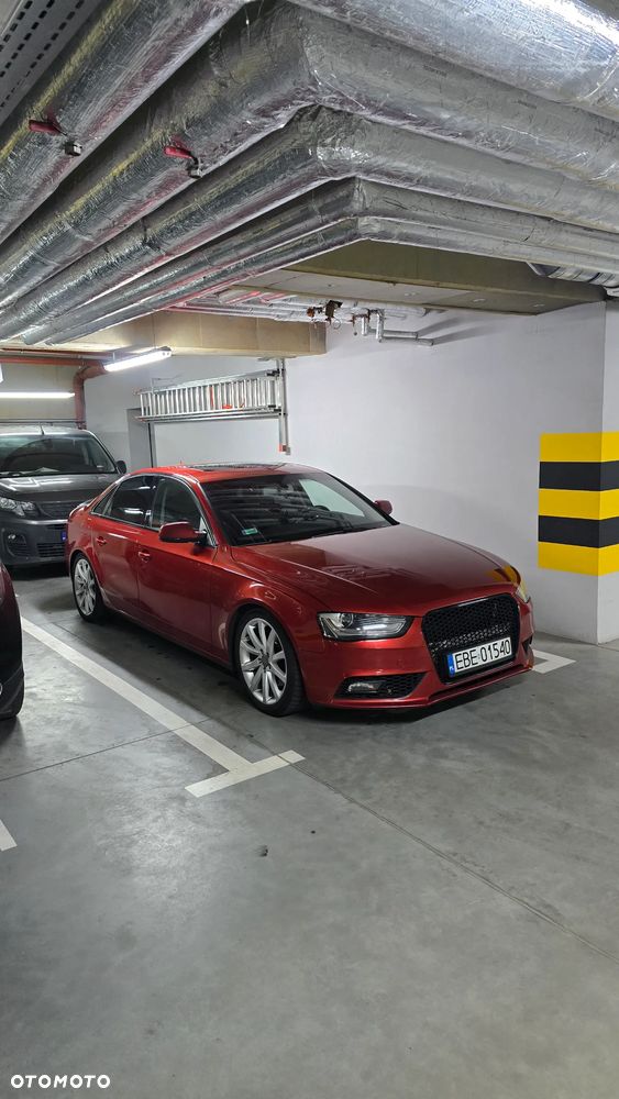 Audi A4 Limousine - 11