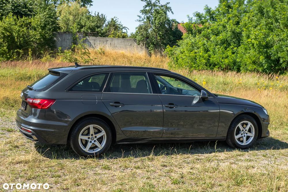 Audi A4 Avant 35 TDI S tronic - 12