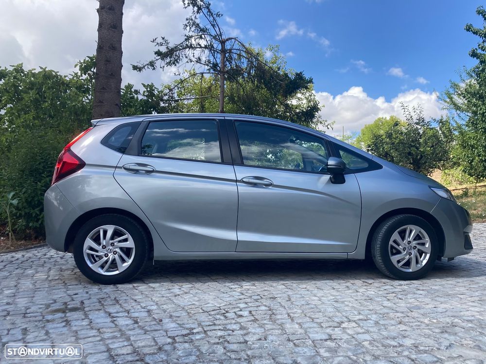 Honda Jazz 1.3 I-VTEC Comfort +Connect.CVT - 6