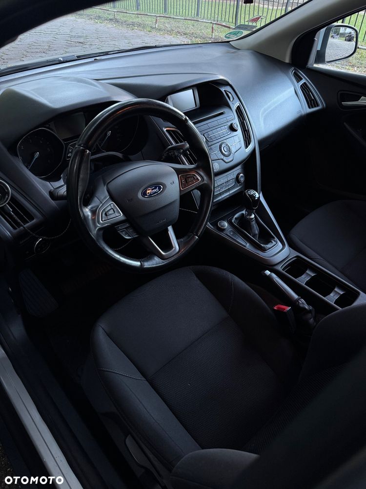 Ford Focus 1.5 TDCi SYNC Edition - 3