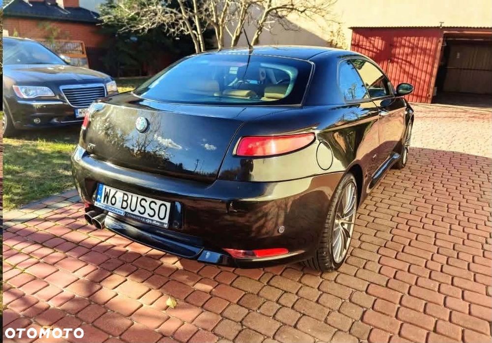 Alfa Romeo GT - 3